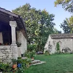 Ferme De Laspeyrieres 3* Montcuq