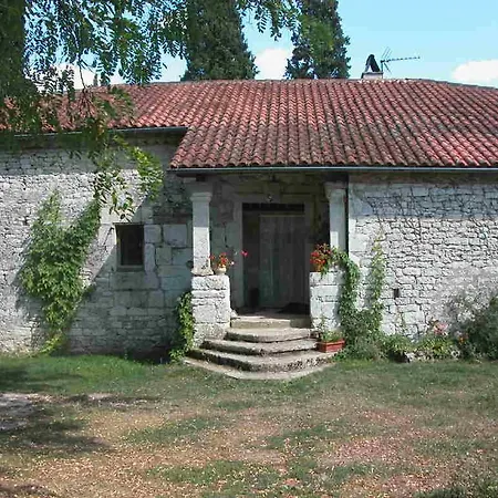 Alojamento de Acomodação e Pequeno-almoço Ferme De Laspeyrieres Montcuq