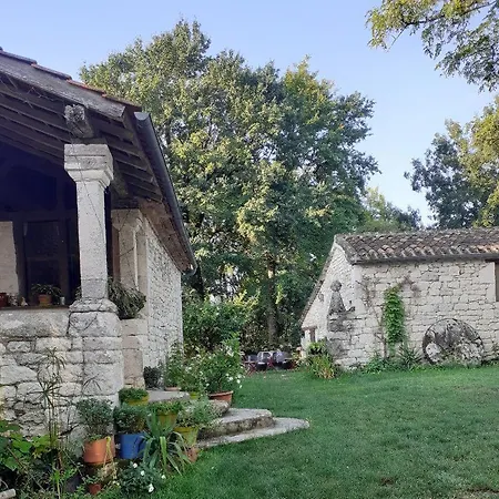Ferme De Laspeyrieres * Montcuq