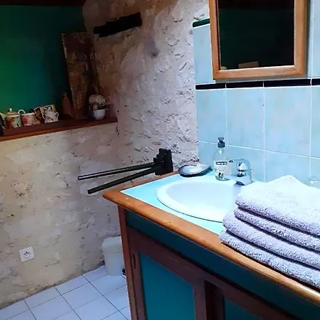 Alojamento de Acomodação e Pequeno-almoço Ferme De Laspeyrieres 3*